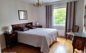 City Apartment Kirkkokatu 10, ilmainen kadunvarsipysäköinti